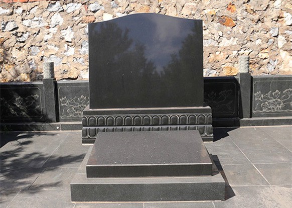 莲台碑（传统立碑）